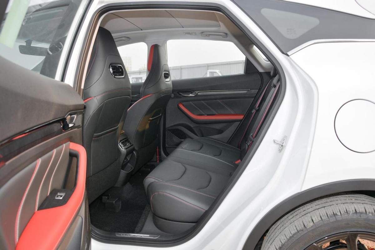 想要空间大10万元必买的suv车型,续航1000km8万左右纯电车suv推荐