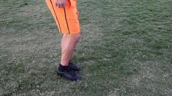 凌空抽射怎么练,弧线射门训练方法和技巧