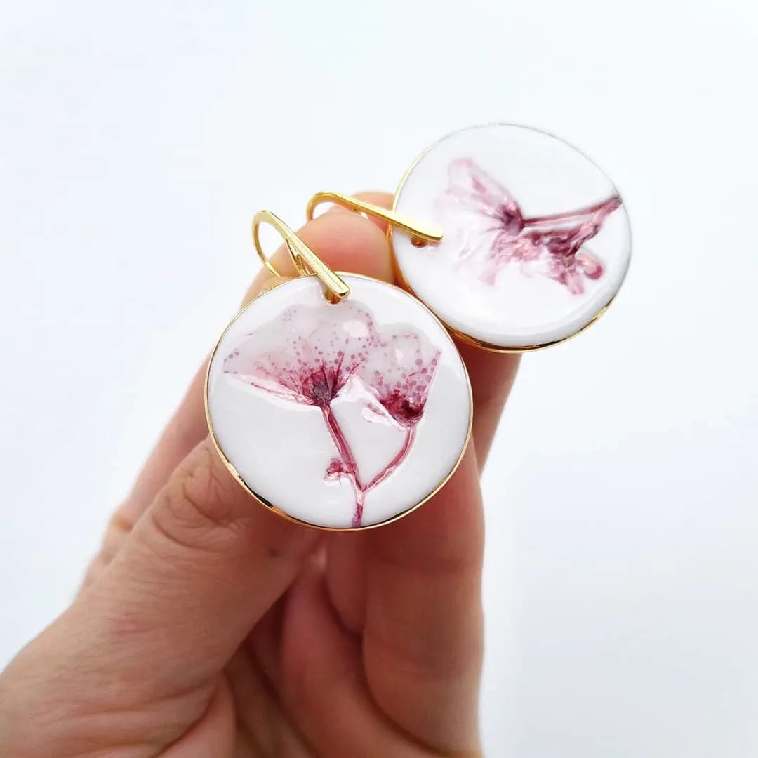 宝格丽的陶瓷是什么,宝格丽镶钻白陶瓷