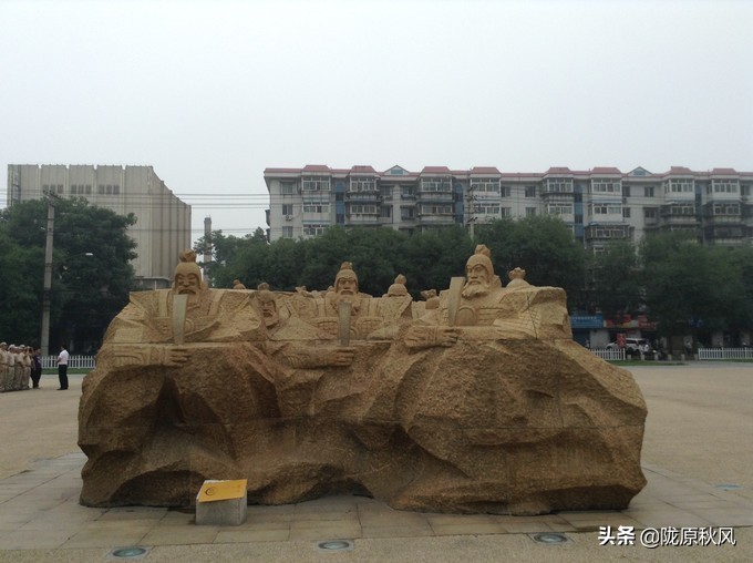 西安兵马俑和大唐不夜城旅游攻略,古都西安兵马俑与大唐芙蓉园一角