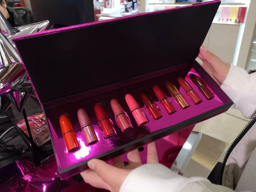 2018各大牌圣诞礼盒在哪买,2018圣诞套装礼盒开箱