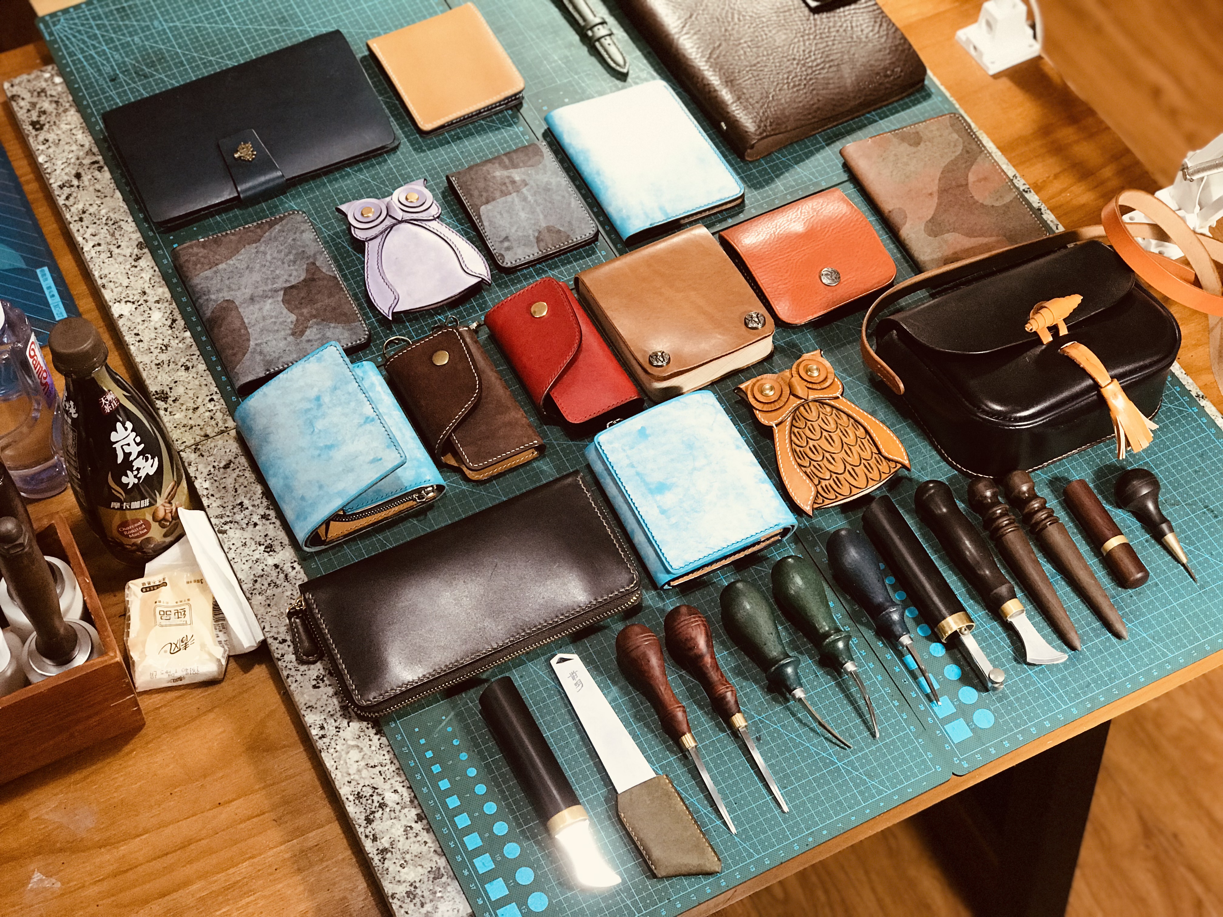 开手工皮具DIY店需要学习哪些内容：汐迟工坊开店创业班介绍