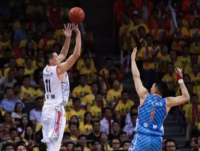 新疆男篮新赛季输给了哪些球队,新疆男篮杜锋为什么输球