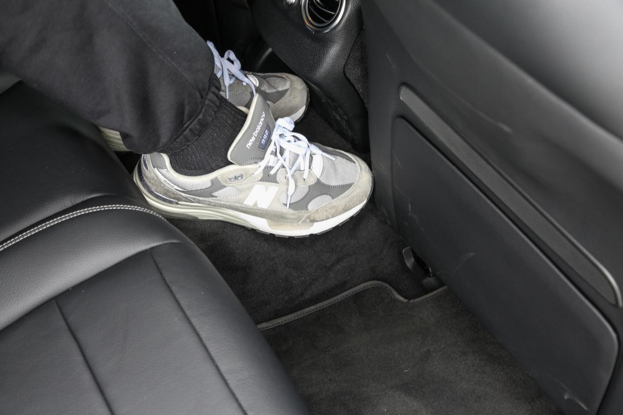 牛x摩托车评测,奔驰e260l2024款最新款动力试驾