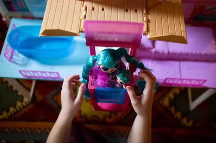 玩具届特朗普在线卖货|轰动全美的盲盒娃娃到底有多神奇？