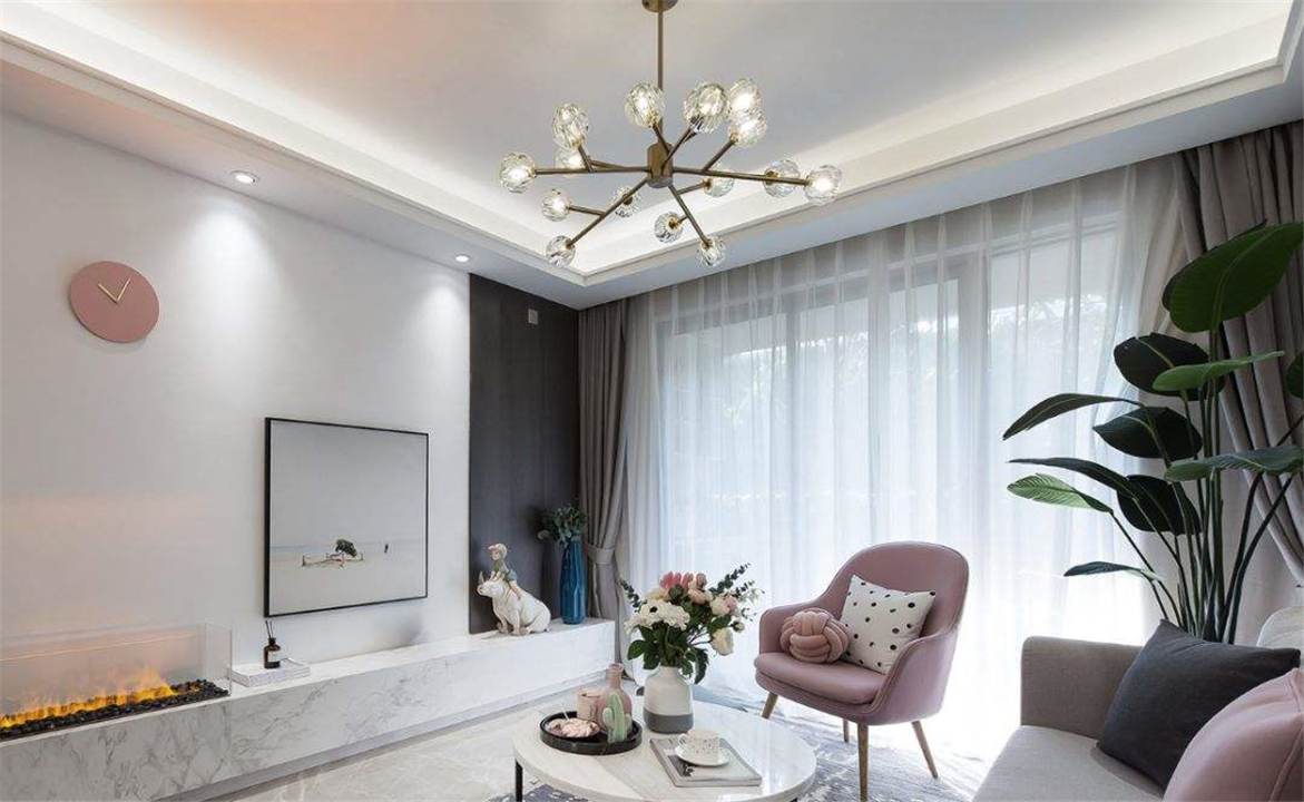 4岁孩子耳朵进了“小蜘蛛”90后妈妈的急救方式，堪称教科书一般