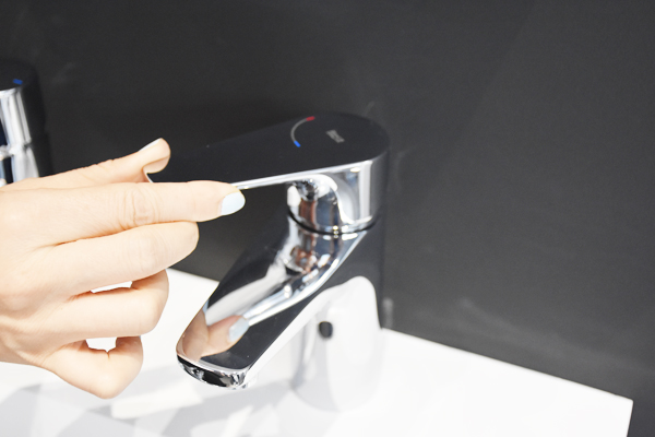 怎么选卫生间花洒马桶和浴柜,卫生间的马桶和淋浴柜怎么选