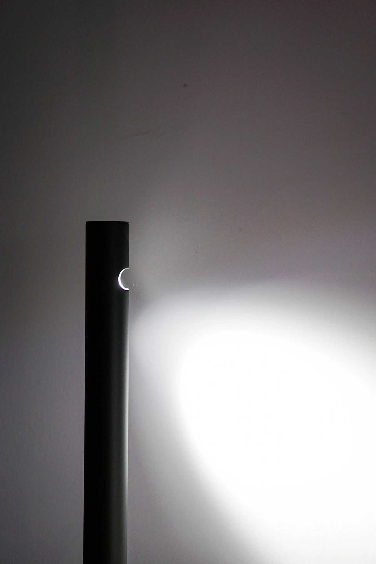 jya台灯评测,jya极简台灯效果