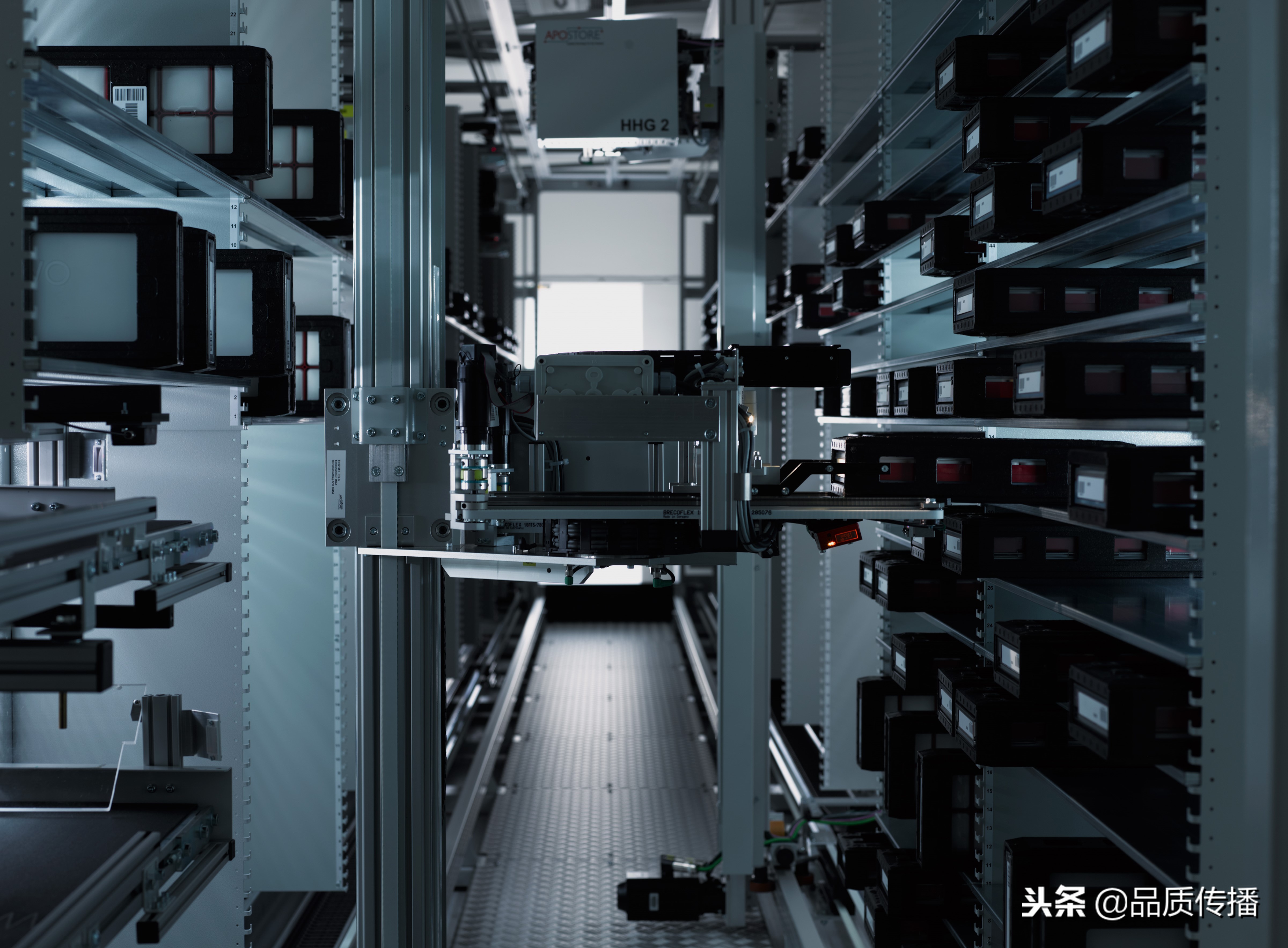 欧米茄价值链，品牌投资在制造和检测，用户享受5年无忧超值保修