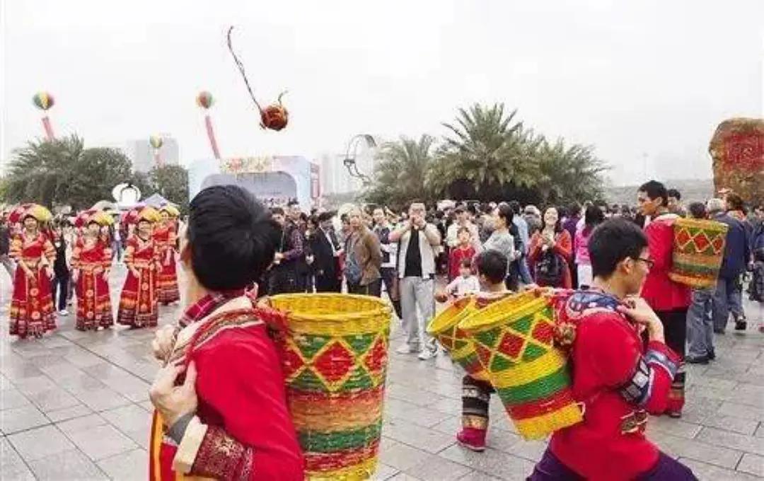 十一误入了桃花园的美好时光靖西旧州古城国庆中秋游园狂欢