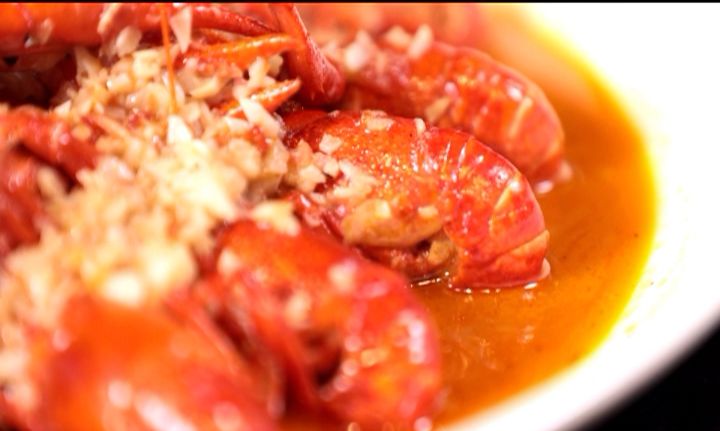 在合肥也能吃到地道的重口味,合肥好吃的鱼头1912