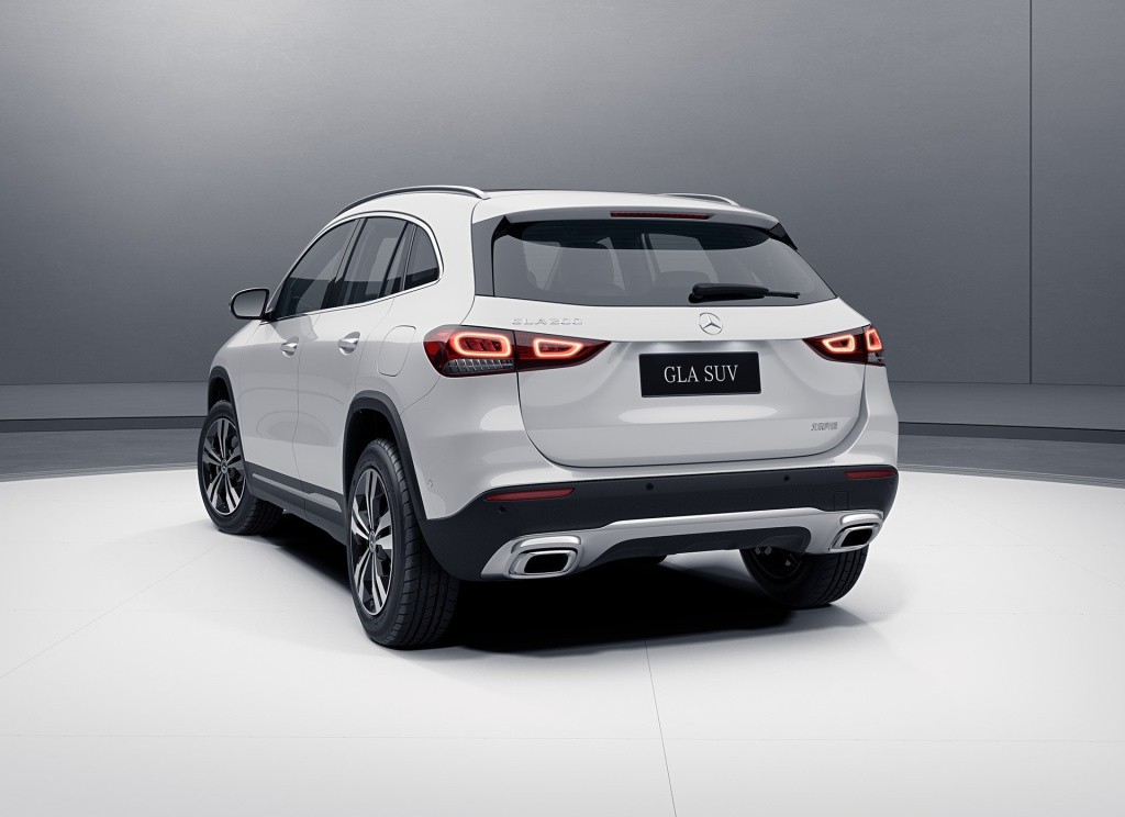 奔驰gla2020款gla180售价,奔驰gla180最低多少钱落地