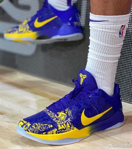 耐克曼巴精神球鞋,耐克科比5哪个配色最值钱
