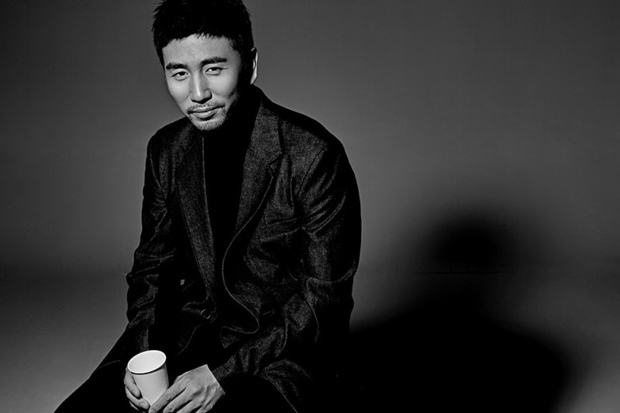 香港男歌手张学友演唱秋意浓歌曲,张学友经典老歌视频完整版秋意浓