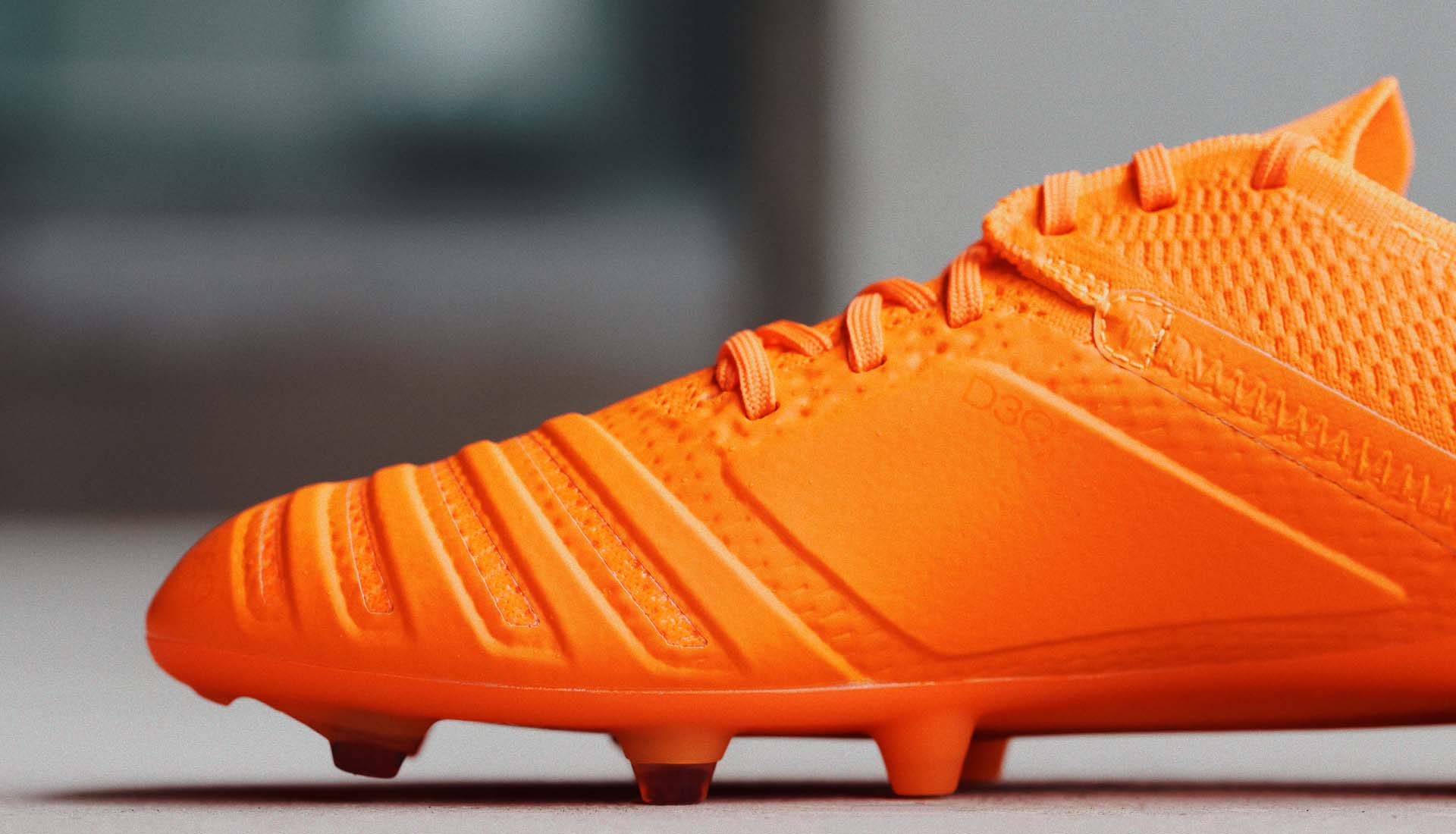 umbro经典黑鞋,d3o有那么神奇么