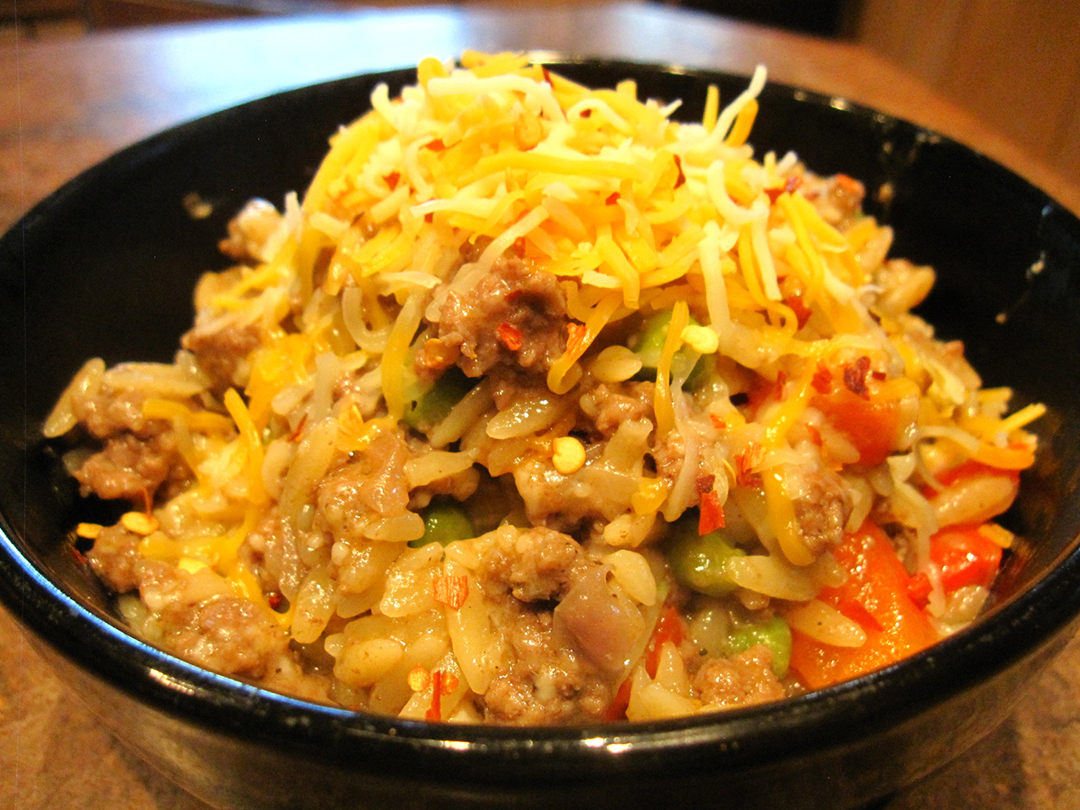 做意面时，面条过凉水就错了，多数人不懂，难怪炒面粘锅不顺滑