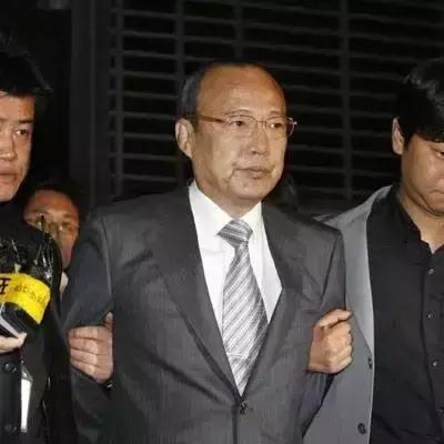 掌控韩国的财阀是如何崛起,韩国财阀掌控了多少经济