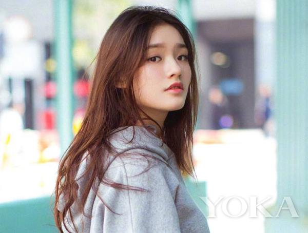 林允化妆后,林允好看的唇妆