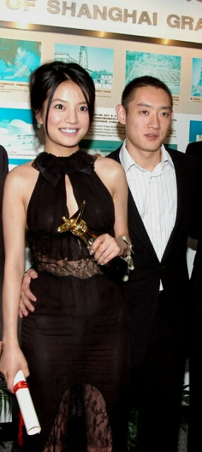 他追求李晨的3个前女友，掌掴王艳，开车撞王珂，如今锒铛入狱