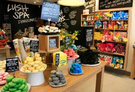 案例启示|小红书上爆火的LUSH,原材料竟然来自热带雨林!