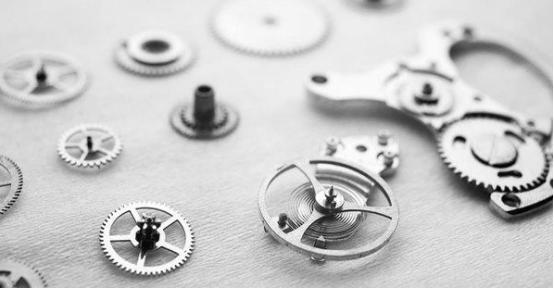 在美华男被梅西百货狠宰16万买假劳力士！被种族歧视和拒绝赔偿