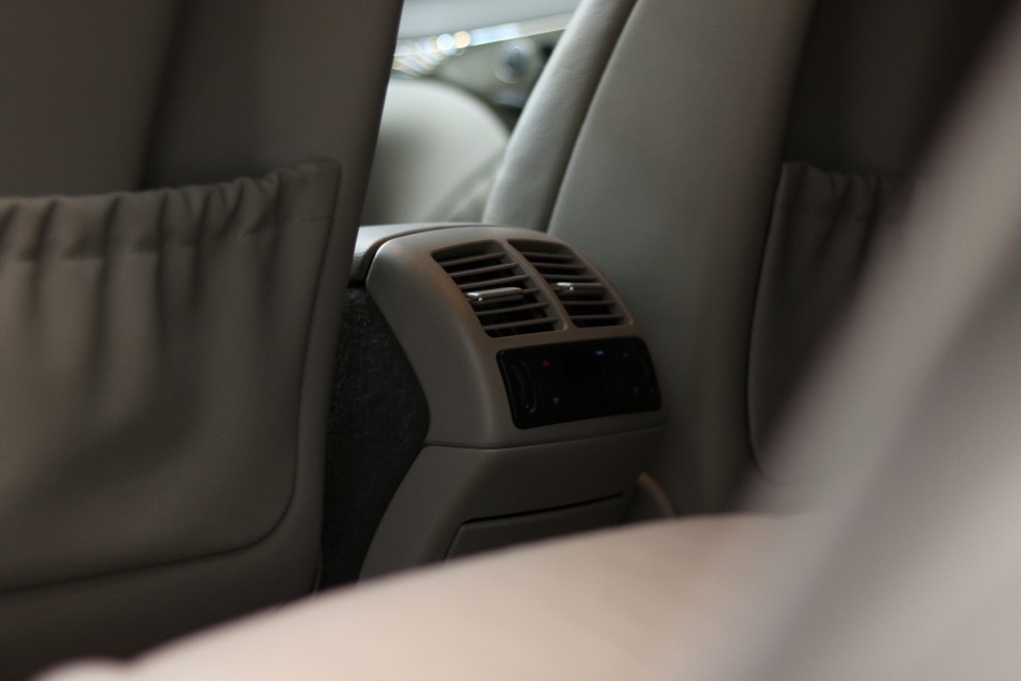 06年四眼奔驰e280多大排量,怪兽修车日记奔驰