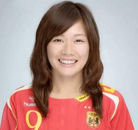 靓丽的“玫瑰豪门”--记世界足坛最美女足队员阵容