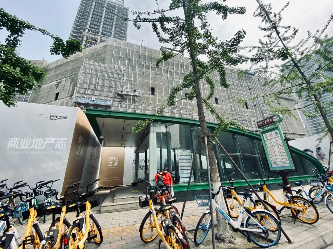 成都万象城线下观赛,成都万象城二期奇幻森林