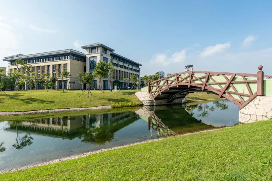 「周末好去处」带你拍澳门大学美景