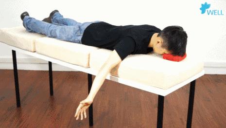 肩关节咔咔响且疼是什么原因,肩关节转动疼痛咔咔响怎么治