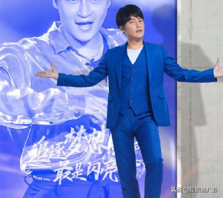 陈志朋穿拖鞋跳舞,陈志朋穿靴子跳舞