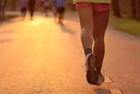 经常跑步的人有什么好处,跑步的好处长期坚持有13个益处