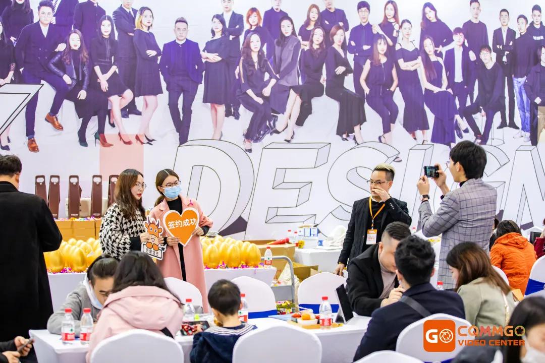 人物十年历程实录,《人物记》