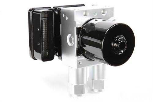 车辆出现abs防抱死系统怎么消除,车上的abs防抱死制动是什么意思