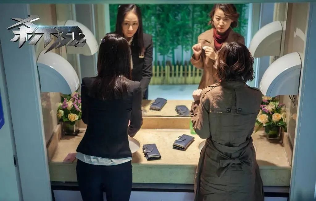 对得起《毛骗》这块金字招牌，没花几个钱，照样豆瓣8.7分