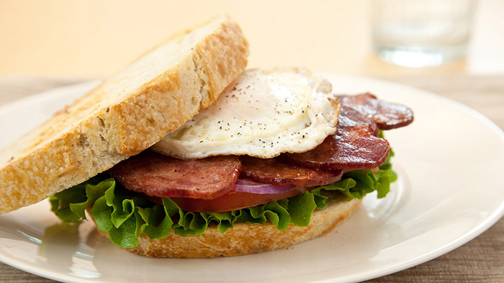 美国人喜欢的10道中国菜,美国人最爱吃的10道外国菜