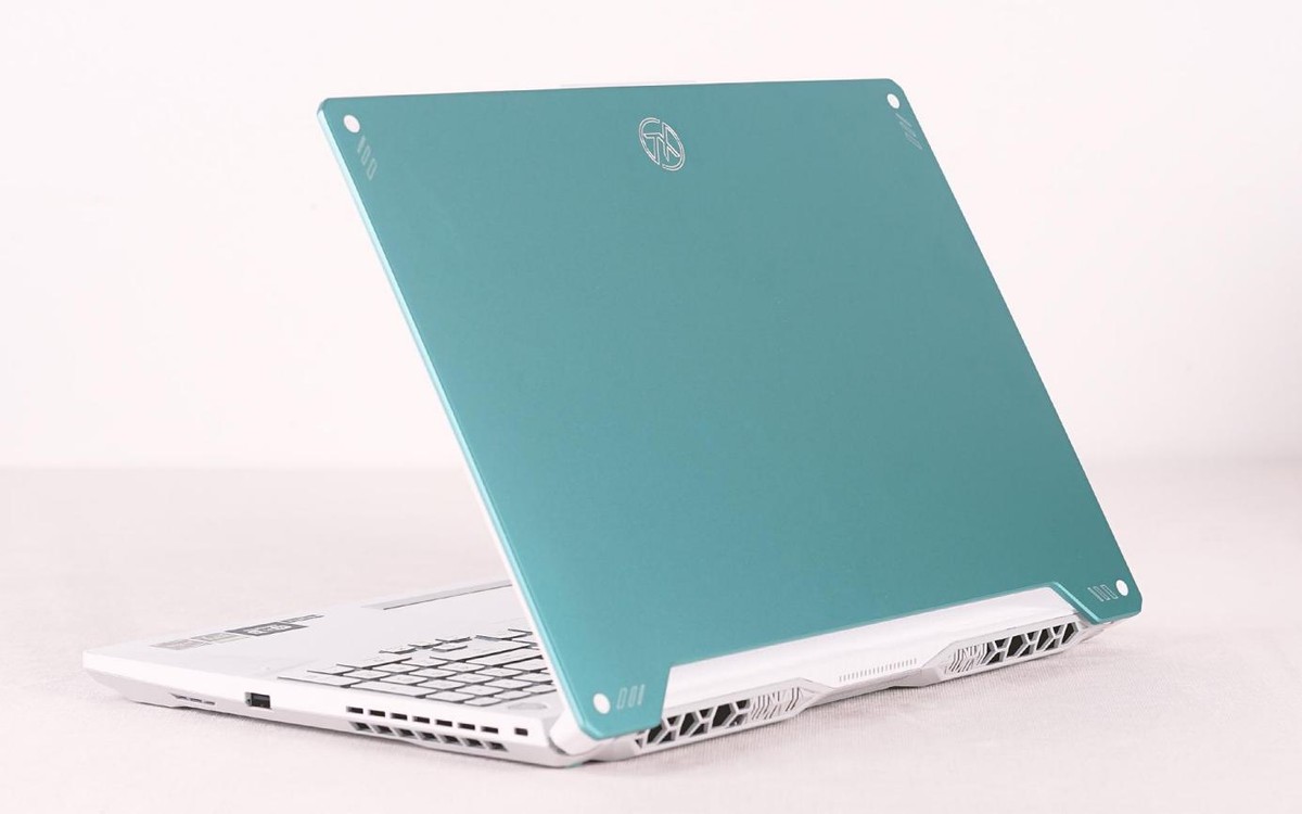 性能怪兽，5900HX+RTX3070，2.5K屏幕，华硕进阶版天选2笔电测评