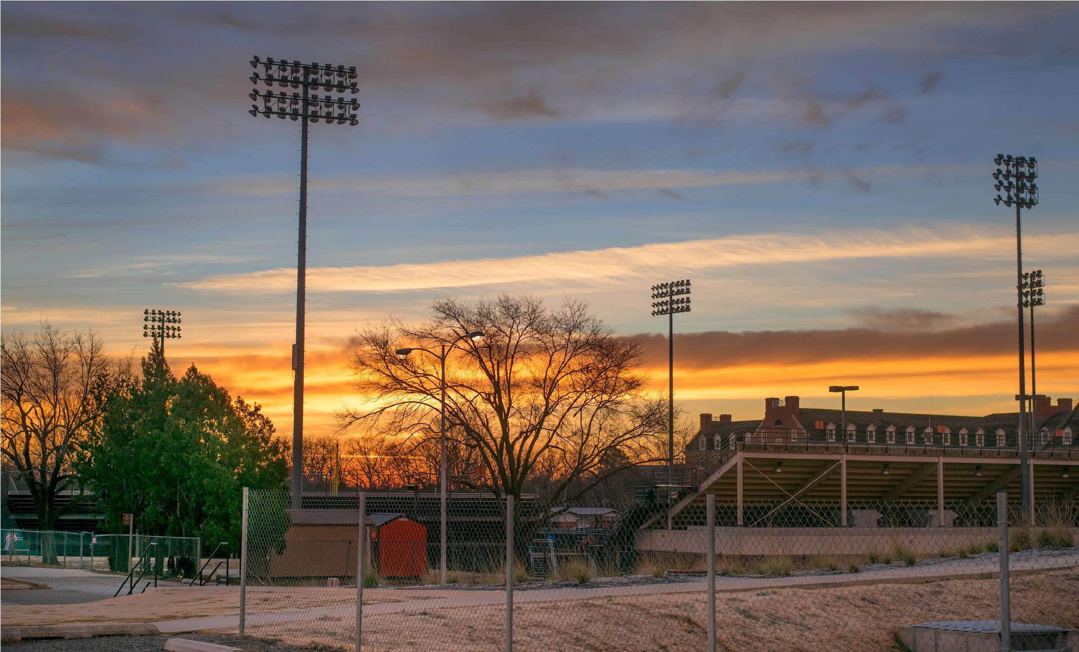 单反相机各个功能按钮图解,图解单反相机基本原理