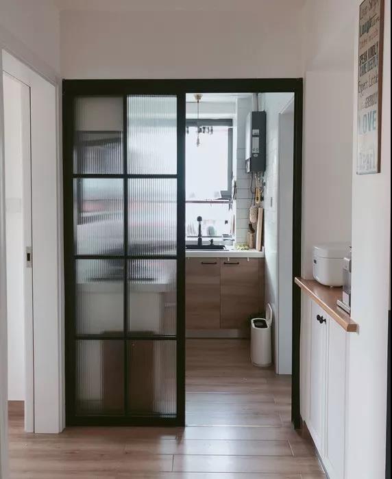 卫生间长虹玻璃透人解决方案,卫生间超白长虹玻璃效果