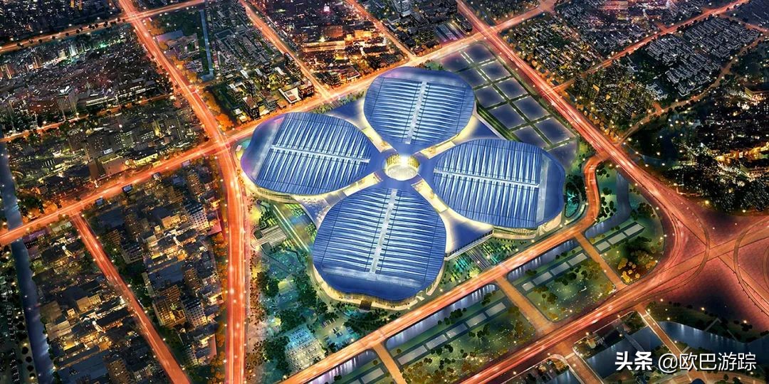 魔都四叶草洲际酒店，享缤纷自助大餐，国庆畅玩快闪啤酒节