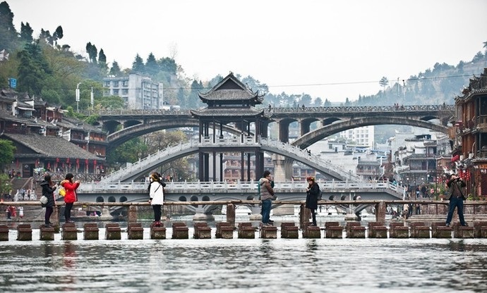 湖南的凤凰小镇在哪,湖南凤凰最美古城