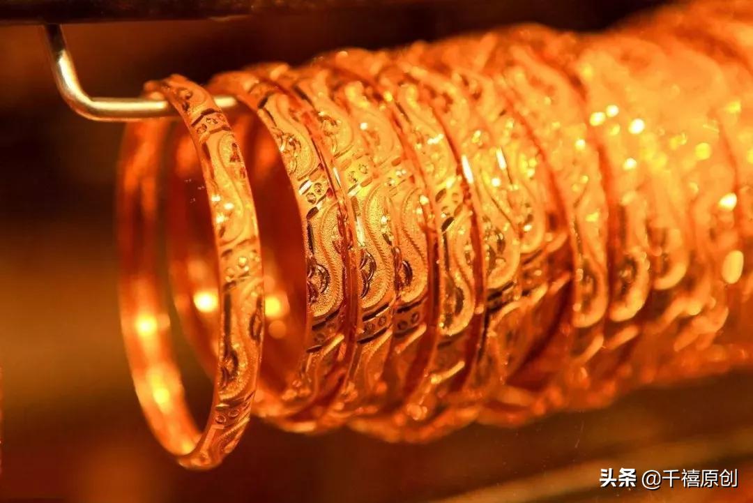 金镯子不要买什么样式的,银手镯和玉手镯戴的圈口要一样吗