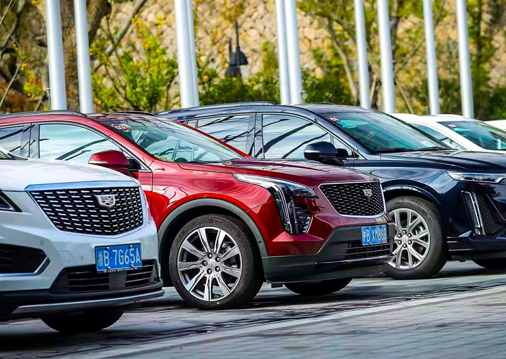 凯迪拉克大型suv车型试驾,244公里