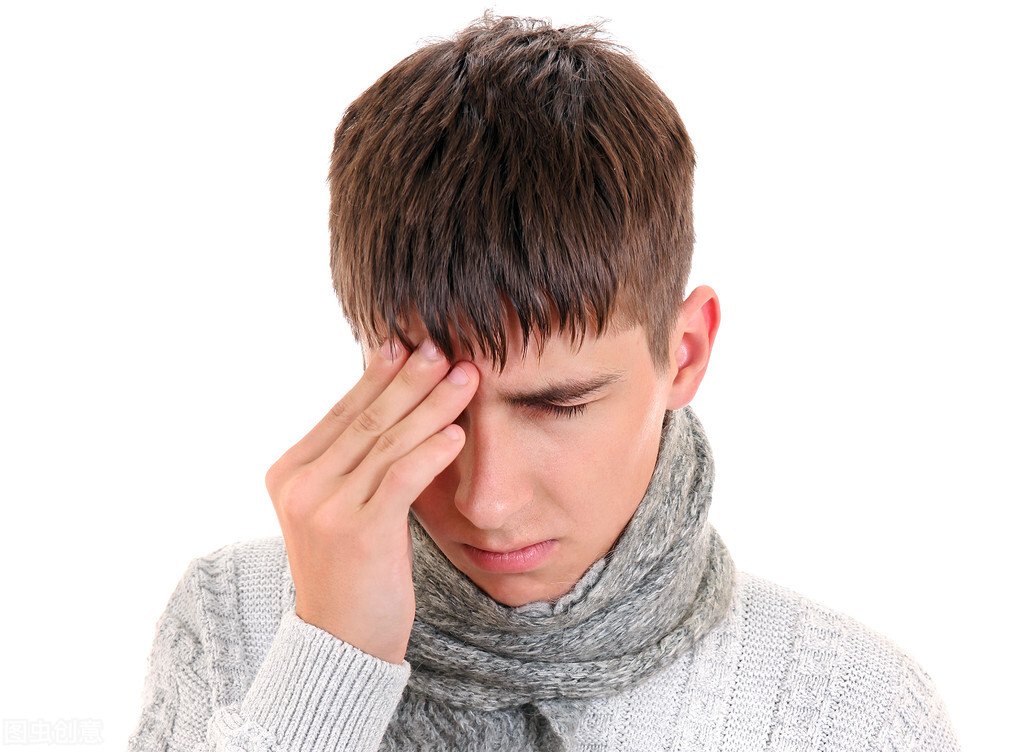 弟弟反复发烧怎么回事,弟弟犯病发烧怎么办