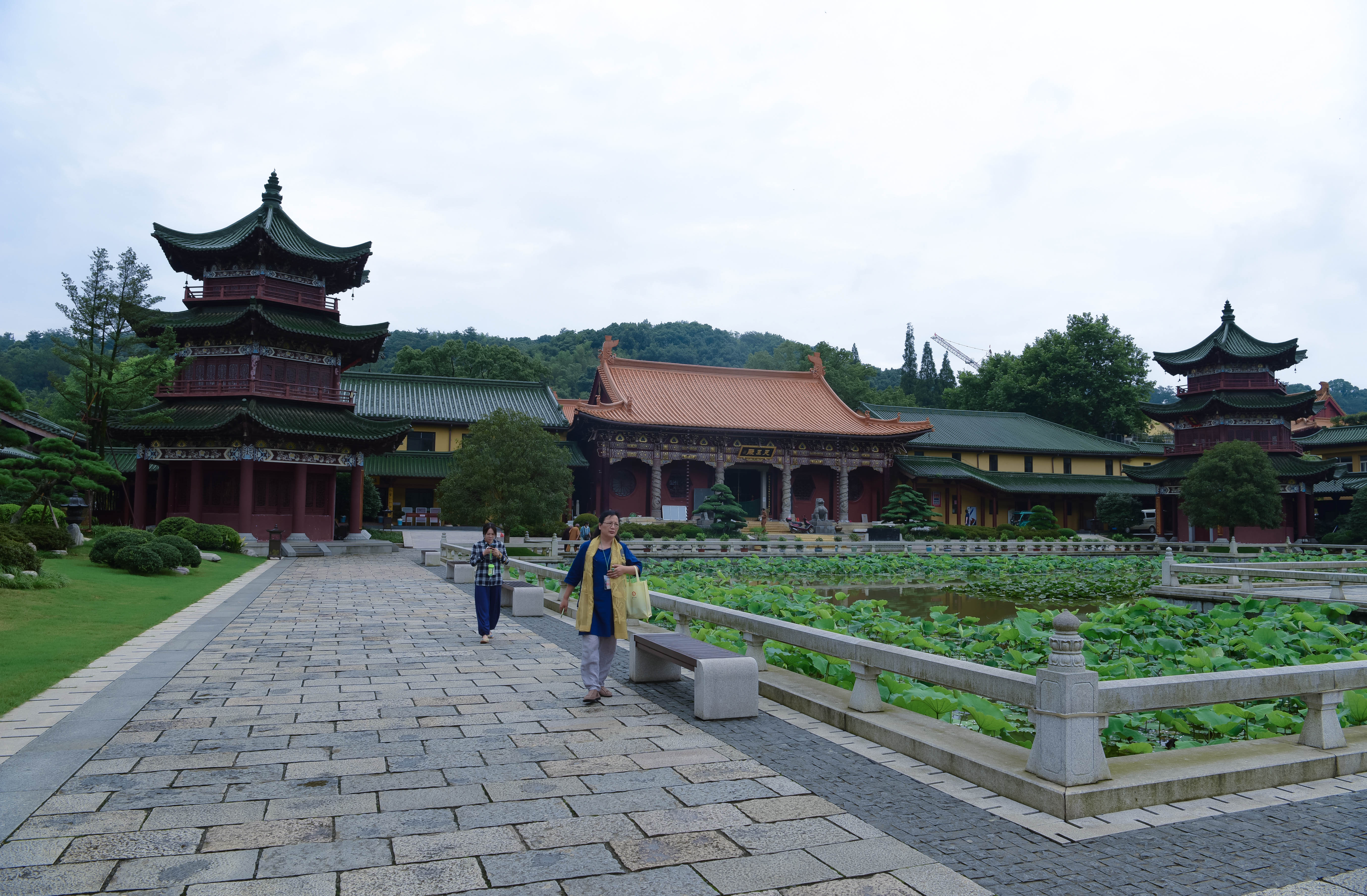 庐山东林寺，这座1600余年古刹，是中国一大佛门圣地，神奇惊叹
