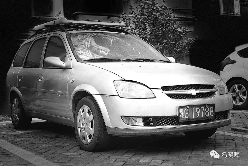 雪佛兰老款赛欧,蓝色老赛欧