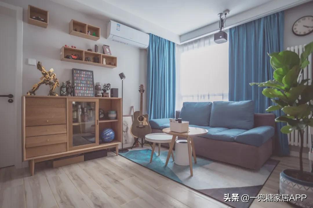 48平米小餐厅,双人小包厢餐厅可看电影