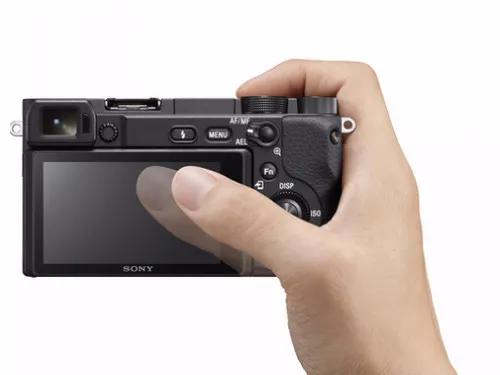 销量不减索尼A6400微单相机快速点评