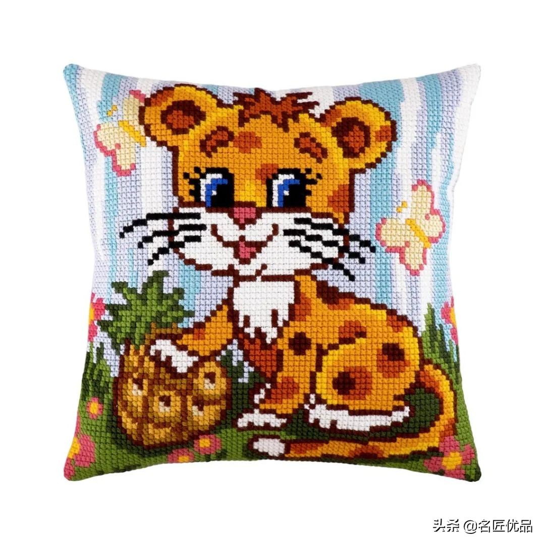 旧物利用!毛线用不完就用来刺绣,这才是十字绣最让人佩服的绣法