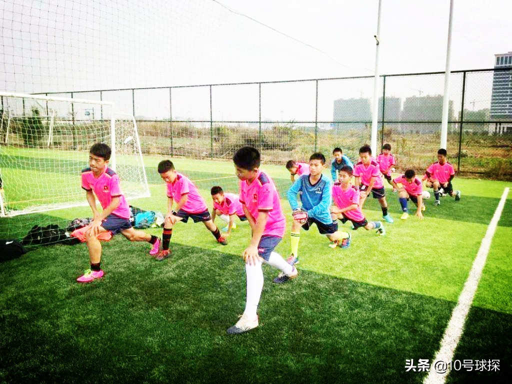 为什么足球是世界第一大体育运动,足球运动如何锻炼孩子的爆发力